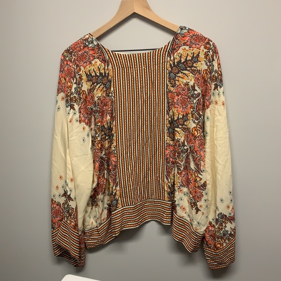 Free People Mix N Match Flowy Blouse Size L - Picture 7 of 7